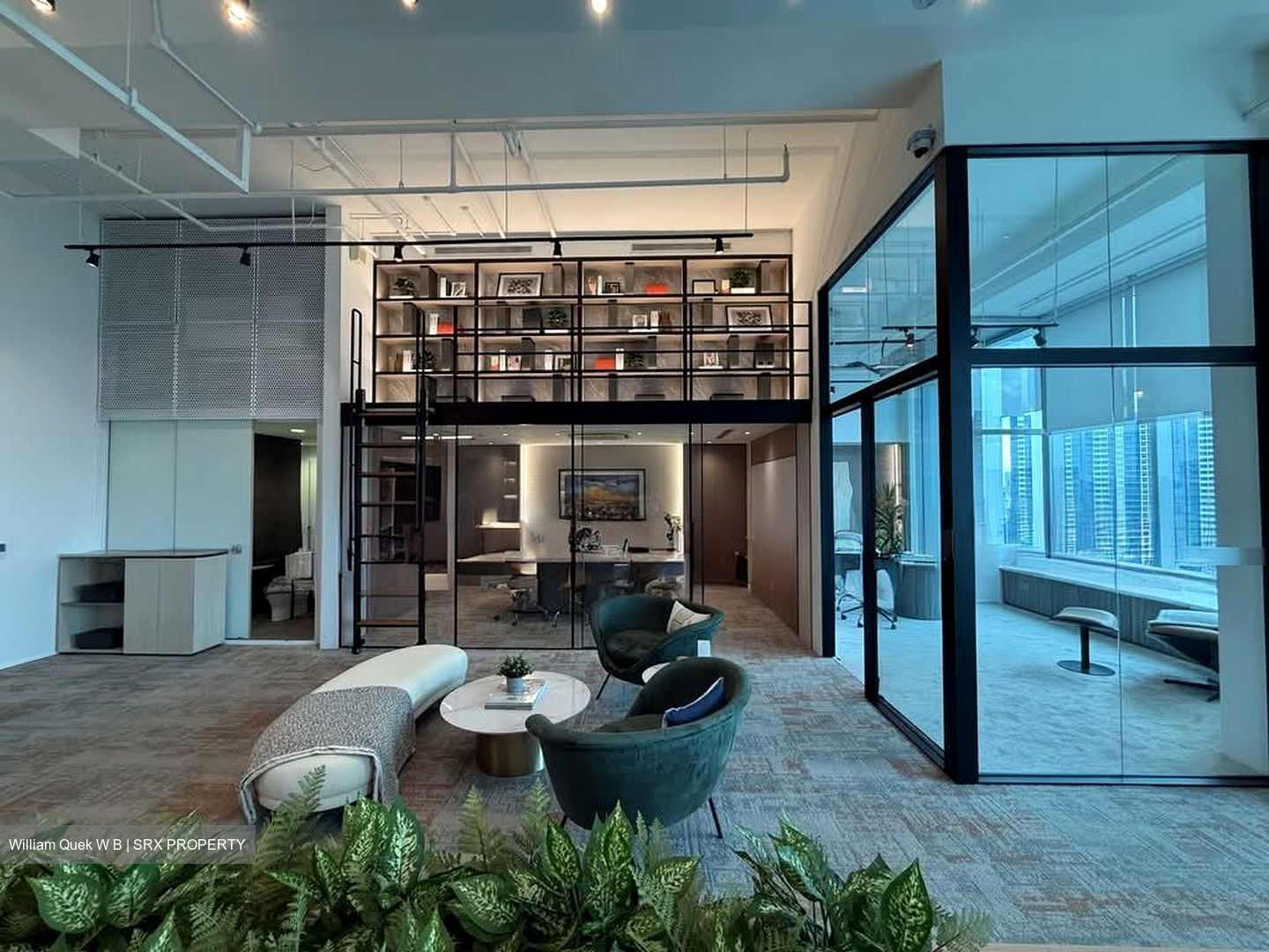 Arc 380 (D8), Office #572566861